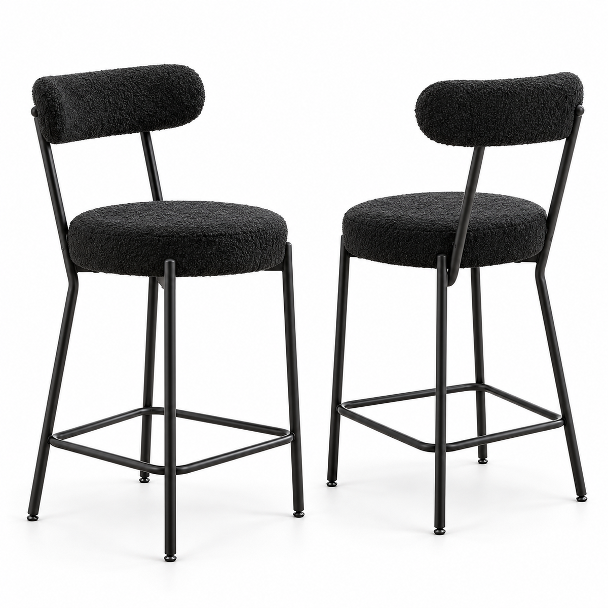 Deux sièges de bar noirs bouclés à dossier arrondi sur fond blanc.