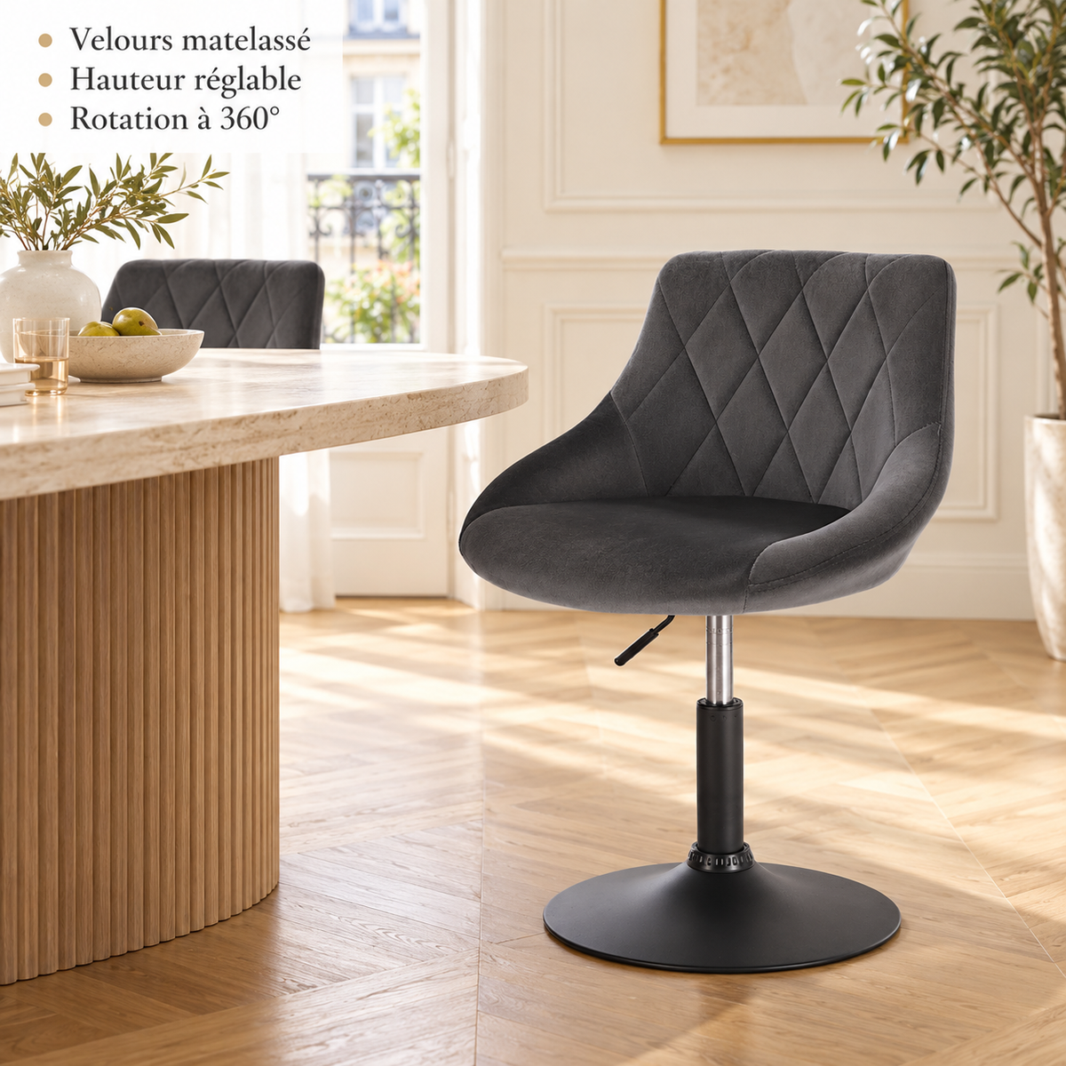 Chaise en velours à dossier matelassé avec hauteur réglable et rotation à 360 degrés